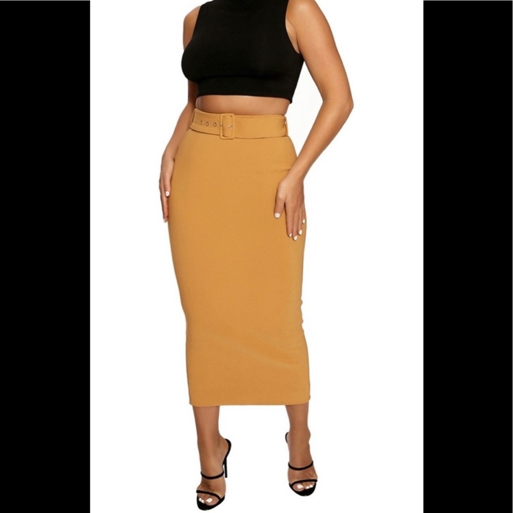 Black Pencil Skirt (Never worn)